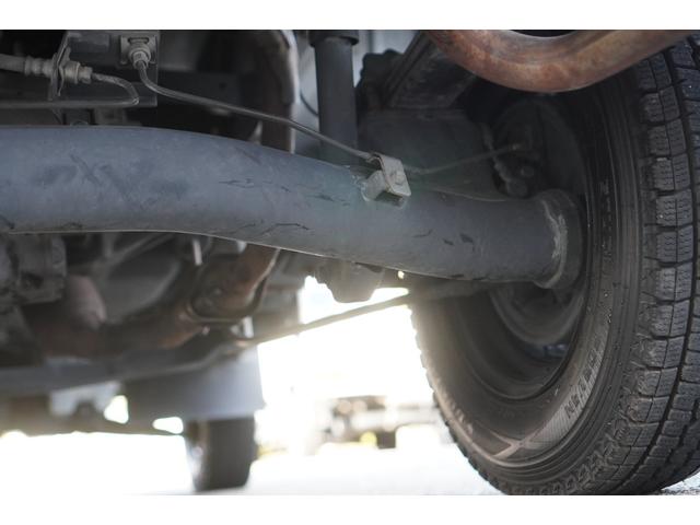 アクティトラック タウン　４ＷＤ／５速ＭＴ／ナビ／タコメーター／ドライブレコーダー／黒革調シートカバー／キーレスキー／荷台マット／荷台ランプ／エアコン／パワステ／パワーウィンドウ／運転席・助手席エアバッグ（50枚目）