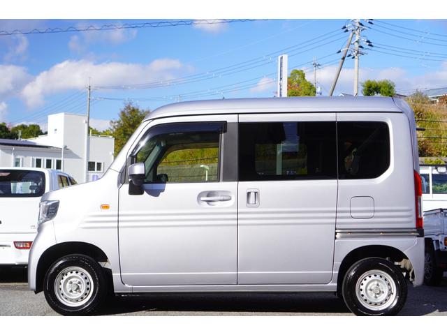 Ｎ－ＶＡＮ 　４ＷＤ／６速ＭＴ／メモリーナビ／フルセグ／キーレスキー／ＬＥＤライト／ＥＴＣ／電動格納ミラー／オーバーヘッドコンソール／オートエアコン／ヘッドライトレベライザー（5枚目）
