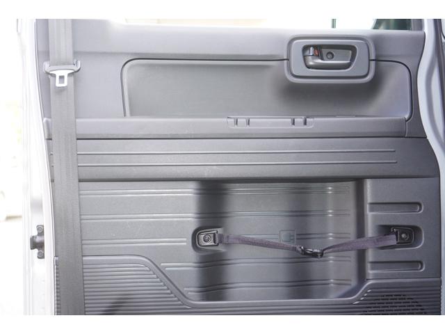 Ｎ－ＶＡＮ 　４ＷＤ／６速ＭＴ／メモリーナビ／フルセグ／キーレスキー／ＬＥＤライト／ＥＴＣ／電動格納ミラー／オーバーヘッドコンソール／オートエアコン／ヘッドライトレベライザー（37枚目）