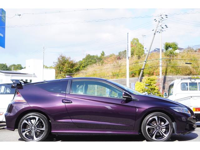 ＣＲ－Ｚ αマスターレーベル　６速ＭＴ／最終型／無限リアスポイラー／ＰＬＵＳ　ＳＰＯＲＴシステム／メモリーナビ／フルセグ／バックカメラ／ＬＥＤライト／シティブレーキアクティブシステム／専用シート／スマートキー／クルコン／ＥＴＣ（4枚目）