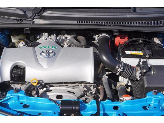 ヴィッツ Ｆ　メモリーナビ／フルセグ／バックカメラ／衝突被害軽減ブレーキ／レーンキープアシスト／スマートキー／プッシュスタート／ＬＥＤライト／ディーラーＯＰローダウンサスペンション／ＥＴＣ／エンジンスターター（18枚目）