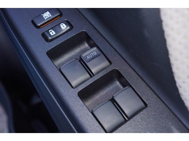 ヴィッツ Ｆ　メモリーナビ／フルセグ／バックカメラ／衝突被害軽減ブレーキ／レーンキープアシスト／スマートキー／プッシュスタート／ＬＥＤライト／ディーラーＯＰローダウンサスペンション／ＥＴＣ／エンジンスターター（36枚目）