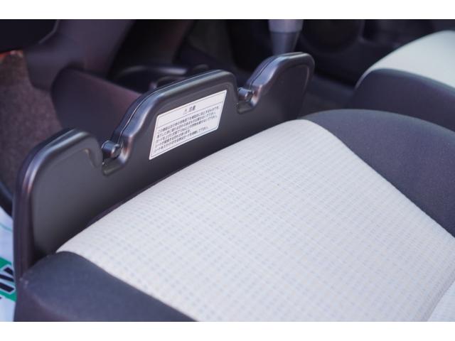 ヴィッツ Ｆ　メモリーナビ／フルセグ／バックカメラ／衝突被害軽減ブレーキ／レーンキープアシスト／スマートキー／プッシュスタート／ＬＥＤライト／ディーラーＯＰローダウンサスペンション／ＥＴＣ／エンジンスターター（37枚目）