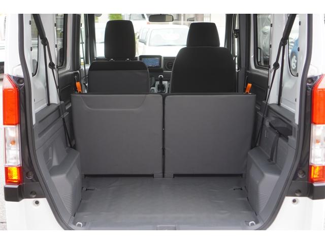 【トランクルーム】はこの状態でも十分な広さです♪