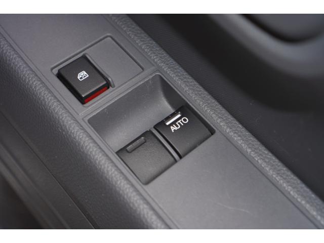 【パワーウィンドウ】が装備されております。大変便利な機能でございます♪