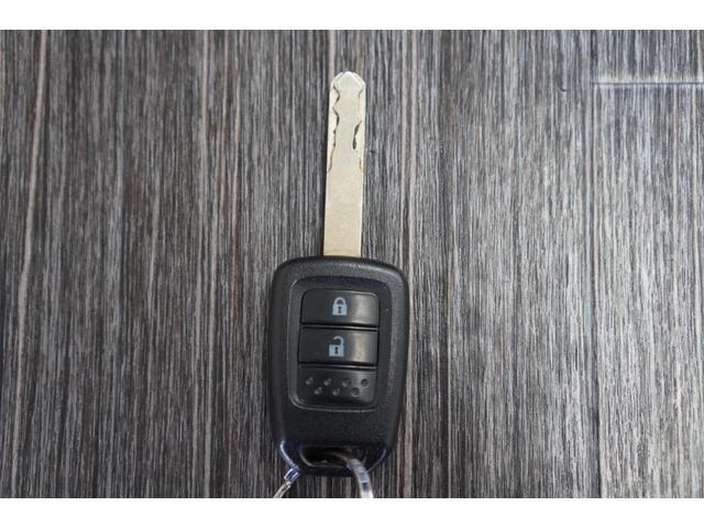 【キーレスキー】が装備されております。大変便利な機能でございます♪