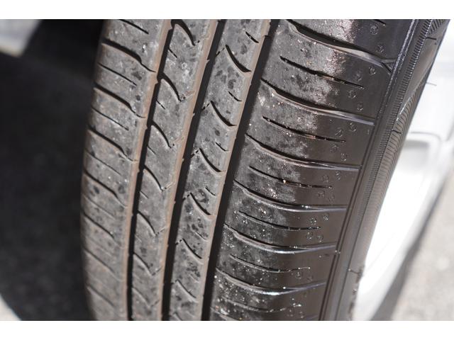 ミラ Ｘスペシャル　５速ＭＴ／車検令和９年１月まで／純正ＣＤオーディオ／収納式ドリンクホルダー／キーレスキー／社外１３インチアルミホイール／エアコン／パワステ／パワーウィンドウ（20枚目）