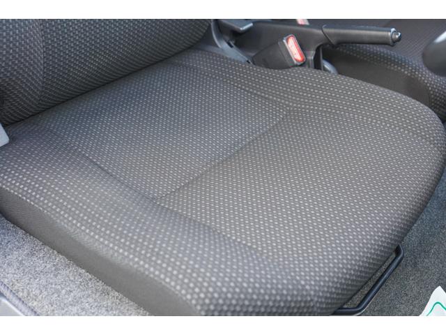 ハイゼットカーゴ クルーズターボ 4WD/5速MT/ターボ/ワンオーナー/メモリーナビ/フルセグ/リアヒーター/CROSS SPEED14インチAW/キーレスキー/LEDライト/ETC/エアコン/パワステ/前後パワーウィンドウ(15枚目)