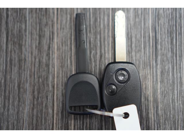 アクティトラック タウン　４ＷＤ／５速ＭＴ／ワンオーナー／エアコン／パワステ／パワーウィンドウ／キーレスキー／純正ＣＤオーディオ／荷台ランプ／ヘッドライトレベライザー／ドアザイザー／フロアマット（33枚目）