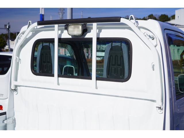 アクティトラック タウン　４ＷＤ／５速ＭＴ／ワンオーナー／エアコン／パワステ／パワーウィンドウ／キーレスキー／純正ＣＤオーディオ／荷台ランプ／ヘッドライトレベライザー／ドアザイザー／フロアマット（44枚目）