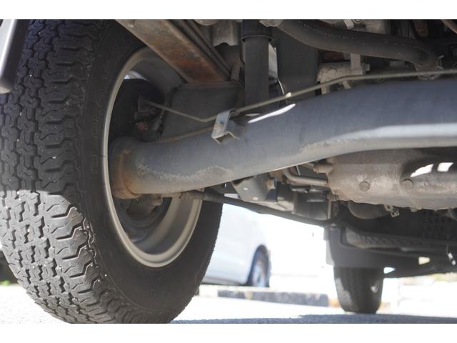 アクティトラック タウン　４ＷＤ／５速ＭＴ／ワンオーナー／エアコン／パワステ／パワーウィンドウ／キーレスキー／純正ＣＤオーディオ／荷台ランプ／ヘッドライトレベライザー／ドアザイザー／フロアマット（46枚目）