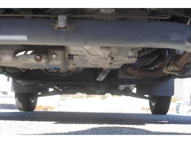 アクティトラック タウン　４ＷＤ／５速ＭＴ／ワンオーナー／エアコン／パワステ／パワーウィンドウ／キーレスキー／純正ＣＤオーディオ／荷台ランプ／ヘッドライトレベライザー／ドアザイザー／フロアマット（47枚目）