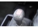ＴＣスーパーチャージャー　４ＷＤ　５速ＭＴ／４ＷＤ／スーパーチャージャー／スバル生産最終型／ワンオーナー／エアコン／パワステ／パワーウィンドウ／純正ＣＤオーディオ／荷台ランプ／キーレスキー／ＥＴＣ（13枚目）