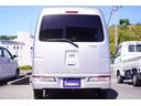 ハイゼットカーゴ クルーズターボＳＡＩＩＩ　５速ＭＴ／４ＷＤ／ターボ／ＬＥＤライト／スマートアシスト／ＣＤオーディオ／前後パワーウィンドウ／エアコン／パワステ／キーレスキー／障害物センサー／オートマチックハイビーム（3枚目）