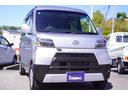 ハイゼットカーゴ クルーズターボＳＡＩＩＩ　５速ＭＴ／４ＷＤ／ターボ／ＬＥＤライト／スマートアシスト／ＣＤオーディオ／前後パワーウィンドウ／エアコン／パワステ／キーレスキー／障害物センサー／オートマチックハイビーム（6枚目）