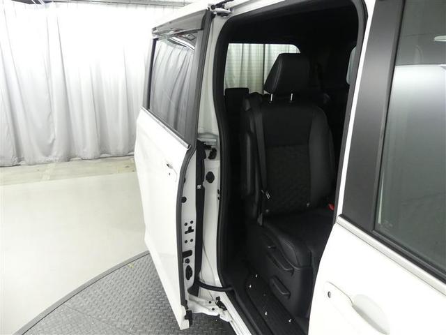 ヴォクシー ハイブリッドS-Z フルセグ メモリーナビ DVD再生 バックカメラ 衝突被害軽減システム ETC 両側電動スライド LEDヘッドランプ 乗車定員7人 3列シート ワンオーナー(12枚目)