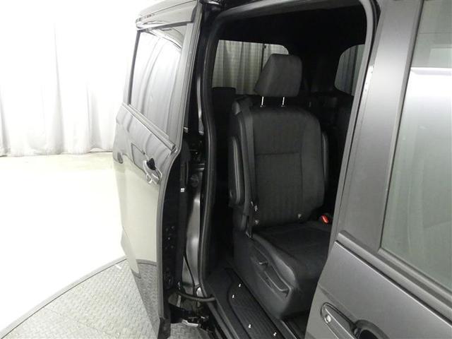 ノア S-G フルセグ メモリーナビ DVD再生 後席モニター バックカメラ 衝突被害軽減システム ETC 両側電動スライド LEDヘッドランプ ウオークスルー 乗車定員7人 3列シート ワンオーナー(12枚目)