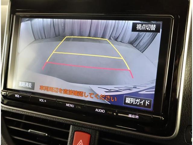 ノア Ｓｉ　フルセグ　メモリーナビ　ＤＶＤ再生　バックカメラ　衝突被害軽減システム　ＥＴＣ　ドラレコ　両側電動スライド　ＬＥＤヘッドランプ　ウオークスルー　乗車定員７人　３列シート　ワンオーナー　フルエアロ（7枚目）