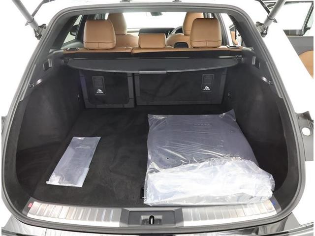 クラウンエステート Ｚ　革シート　サンルーフ　４ＷＤ　フルセグ　メモリーナビ　バックカメラ　衝突被害軽減システム　ＥＴＣ　ドラレコ　ＬＥＤヘッドランプ　ワンオーナー（12枚目）