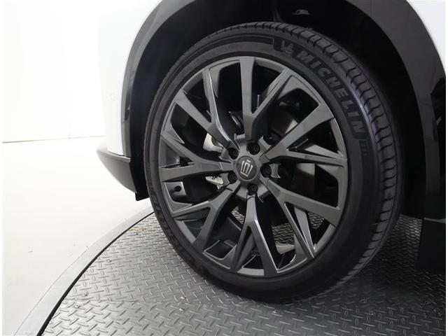 クラウンエステート Ｚ　革シート　サンルーフ　４ＷＤ　フルセグ　メモリーナビ　バックカメラ　衝突被害軽減システム　ＥＴＣ　ドラレコ　ＬＥＤヘッドランプ　ワンオーナー（16枚目）