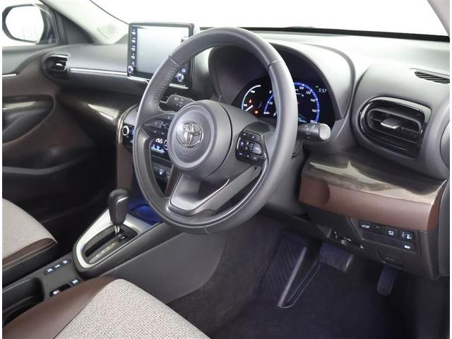 ヤリスクロス ハイブリッドＺ　フルセグ　バックカメラ　衝突被害軽減システム　ＥＴＣ　ＬＥＤヘッドランプ　ワンオーナー（14枚目）