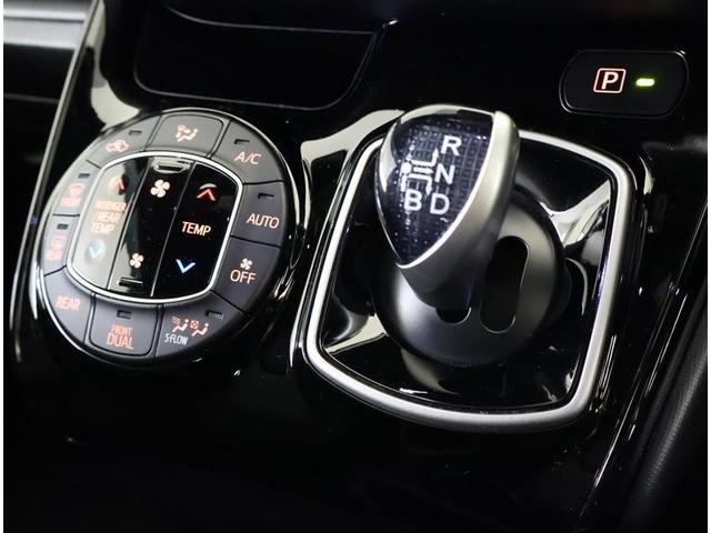 ノア ハイブリッドG フルセグ メモリーナビ DVD再生 後席モニター バックカメラ 衝突被害軽減システム ETC 両側電動スライド LEDヘッドランプ 乗車定員7人 3列シート ワンオーナー(22枚目)