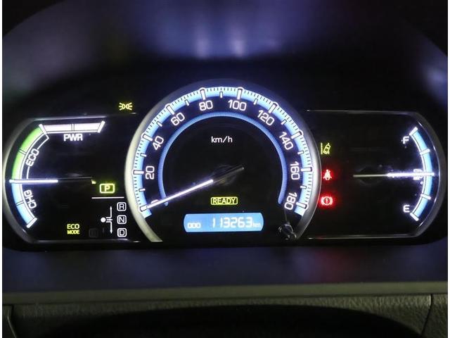 ヴォクシー ハイブリッドＶ　フルセグ　メモリーナビ　ＤＶＤ再生　バックカメラ　衝突被害軽減システム　ＥＴＣ　電動スライドドア　ＬＥＤヘッドランプ　乗車定員７人　３列シート（5枚目）