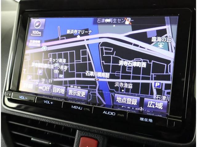 ヴォクシー ハイブリッドＶ　フルセグ　メモリーナビ　ＤＶＤ再生　バックカメラ　衝突被害軽減システム　ＥＴＣ　電動スライドドア　ＬＥＤヘッドランプ　乗車定員７人　３列シート（6枚目）