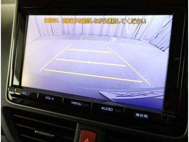 ヴォクシー ハイブリッドＶ　フルセグ　メモリーナビ　ＤＶＤ再生　バックカメラ　衝突被害軽減システム　ＥＴＣ　電動スライドドア　ＬＥＤヘッドランプ　乗車定員７人　３列シート（7枚目）