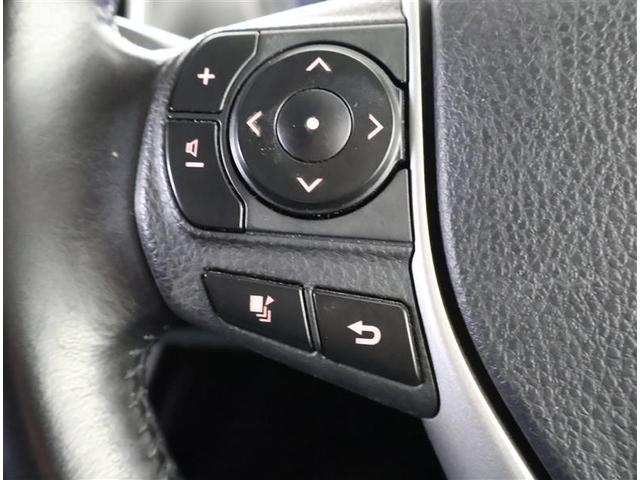 ヴォクシー ハイブリッドＶ　フルセグ　メモリーナビ　ＤＶＤ再生　バックカメラ　衝突被害軽減システム　ＥＴＣ　電動スライドドア　ＬＥＤヘッドランプ　乗車定員７人　３列シート（24枚目）