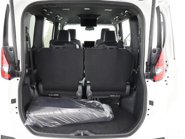 ノア Ｓ－Ｚ　フルセグ　メモリーナビ　ＤＶＤ再生　後席モニター　バックカメラ　衝突被害軽減システム　ＥＴＣ　両側電動スライド　ＬＥＤヘッドランプ　乗車定員７人　３列シート　ワンオーナー（15枚目）