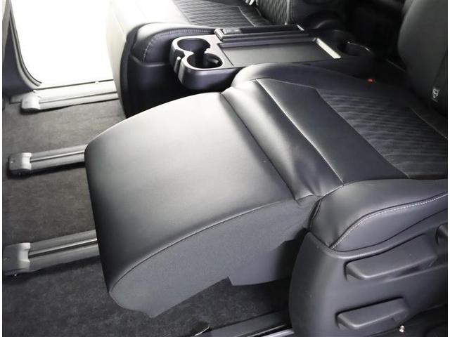 ノア Ｓ－Ｚ　フルセグ　メモリーナビ　ＤＶＤ再生　後席モニター　バックカメラ　衝突被害軽減システム　ＥＴＣ　両側電動スライド　ＬＥＤヘッドランプ　乗車定員７人　３列シート　ワンオーナー（16枚目）