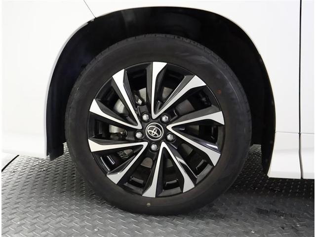 ノア Ｓ－Ｚ　フルセグ　メモリーナビ　ＤＶＤ再生　後席モニター　バックカメラ　衝突被害軽減システム　ＥＴＣ　両側電動スライド　ＬＥＤヘッドランプ　乗車定員７人　３列シート　ワンオーナー（17枚目）