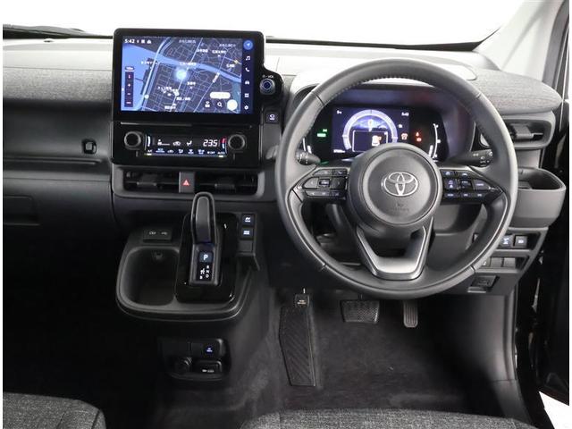 シエンタ ハイブリッドＺ　フルセグ　メモリーナビ　バックカメラ　衝突被害軽減システム　ＥＴＣ　ドラレコ　両側電動スライド　ＬＥＤヘッドランプ　乗車定員７人　３列シート　ワンオーナー（4枚目）