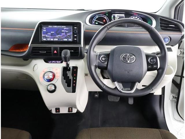 シエンタ ハイブリッドＧ　フルセグ　メモリーナビ　ＤＶＤ再生　バックカメラ　衝突被害軽減システム　ＥＴＣ　両側電動スライド　ＬＥＤヘッドランプ　乗車定員７人　３列シート（4枚目）