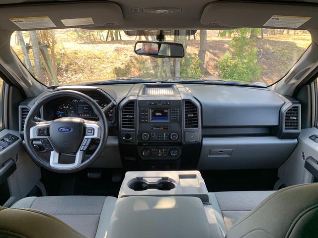 走行距離証明書付(CARFAX)XL 2.7Lエコブースト 6速AT 2WD 6人乗り 1ナンバー・950登録 新品TIS554BM22インチAW 新品サイドステップ 2inリフトUP トノカバー(32枚目)