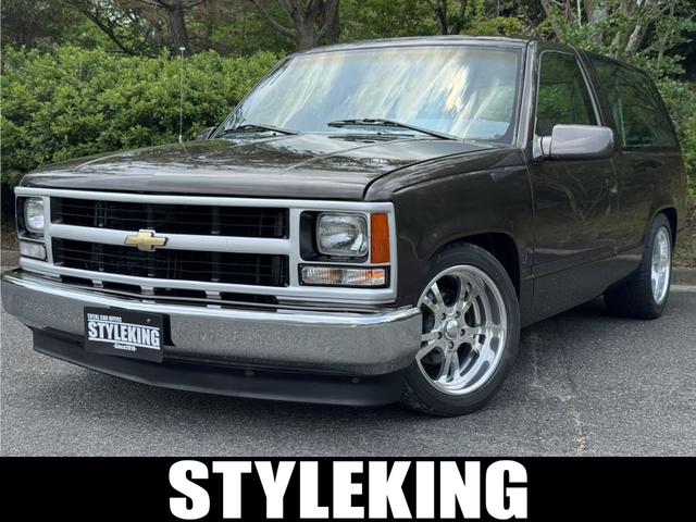 シボレータホ 　新車並行車／シルバラード／ＴＢＩ５．７Ｌ／Ｖ８／４速ＡＴ／１ナンバー６人乗り／ローダウン・Ｃノッチ／１８インチＡＷ／ＡＬＰＩＮＥ１１インチディスプレイオーディオ／ＥＴＣ／ビレットハンドル・コラム／（26枚目）