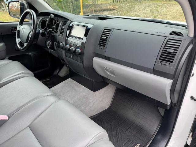 AMERICA TOYOTA TUNDRA REGULAR CAB