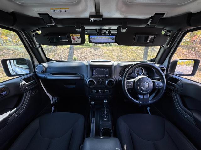 ジープ・ラングラーアンリミテッド スポーツ D車/リフトUP/22インチAW/前後スチールバンパー/スクリーンガード/オーバーフェンダー/スチールサイドステップ/2本出しマフラー/LEDヘッド・テール/社外フード/パナナビ/リクライニングKIT(38枚目)