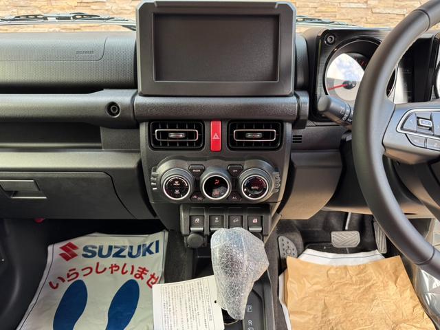 ジムニーノマド FC 登録済未使用車 衝突被害軽減システム レーダークルーズ コーナーセンサー スマートキー LEDヘッド オートハイビーム 車線逸脱警報 オートライト オートエアコン 純正15インチアルミ(16枚目)