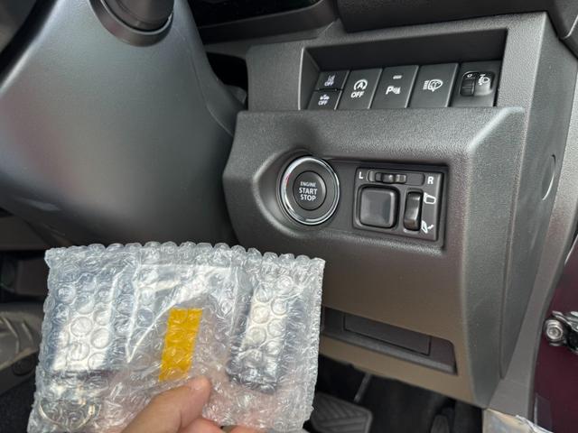 ジムニーノマド FC 登録済未使用車 衝突被害軽減システム レーダークルーズ コーナーセンサー スマートキー LEDヘッド オートハイビーム 車線逸脱警報 オートライト オートエアコン 純正15インチアルミ(19枚目)