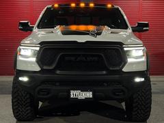 ダッジ・ラム 　新並　ＲＡＭ１５００　ＲＥＢＥＬ　ＨＥＭＩ５．７ＬＶ８ 0707911A30240402W001 2