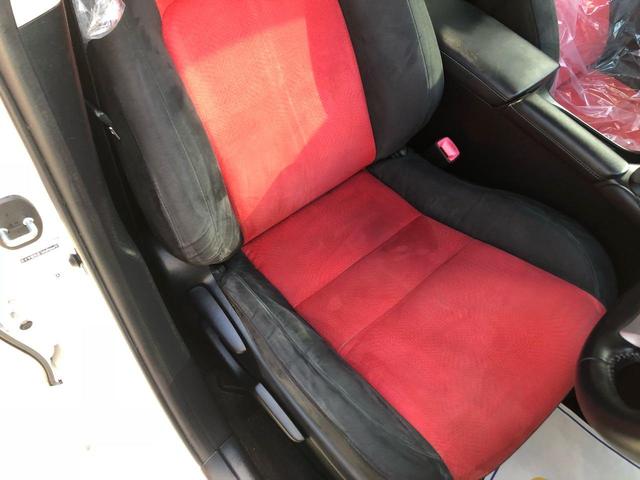 CT200h バージョンC スピンドル後期仕様 赤シート(8枚目)