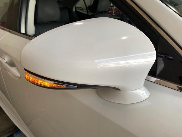 300h/クルーズコントロール/コーナーセンサー/シートヒーター/パワーシート/Bluetooth/バックカメラ/オートライト/ETC/純正HDDナビ/フルセグ/フロントフォグランプ(11枚目)