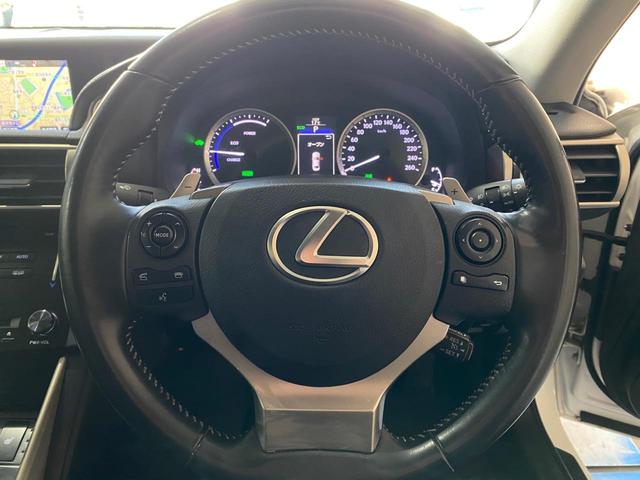 300h/クルーズコントロール/コーナーセンサー/シートヒーター/パワーシート/Bluetooth/バックカメラ/オートライト/ETC/純正HDDナビ/フルセグ/フロントフォグランプ(25枚目)