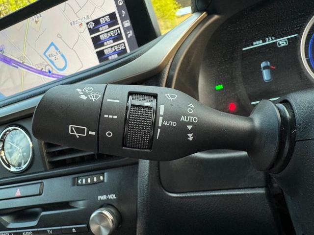 ＲＸ ４５０ｈ　Ｆスポーツ　／４ＷＤ／ＰＣＳ／レーダークルーズ／ＢＳＭ／ＨＵＤ／レーンキープアシスト／コーナーセンサー／アラウンドビューモニタ／シートヒーターエアコン／電動リアゲート／ＥＴＣ／バックカメラ／Ｂｌｕｅｔｏｏｔｈ（30枚目）