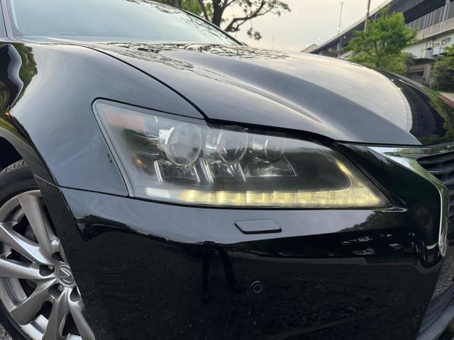 ＧＳ ３５０　Ｉｐｋｇ　コーナーセンサー／３眼ＬＥＤライト／クルーズコントロール／パワーシート／シートエアコン／シートヒーター／バックカメラ／電動格納ミラー／ハンドルヒーター／シートメモリ／Ｂｌｕｅｔｏｏｔｈ／ＥＴＣ（9枚目）