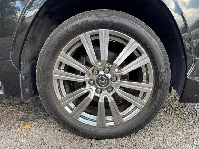 ＬＸ ６００　エグゼクティブ　モデリスタエアロ／マークレビンソン／サンルーフ／全周囲カメラ／衝突軽減／レーダークルーズコントロール／コーナーセンサー／ＢＳＭ／ＨＵＤ／シートヒーター・エアコン／ハンドルヒーター／ＥＴＣ（26枚目）
