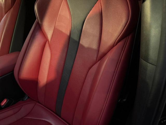 ＵＸ ２５０ｈ　Ｆスポーツ　サンルーフ／衝突軽減／全周囲カメラ／レーダークルーズ／ＢＳＭ／コーナーセンサー／ハンドルヒーター／シートヒーター・エアコン／パワーシート／シートメモリ／ＥＴＣ／Ｂｌｕｅｔｏｏｔｈ／電動リアゲート（78枚目）