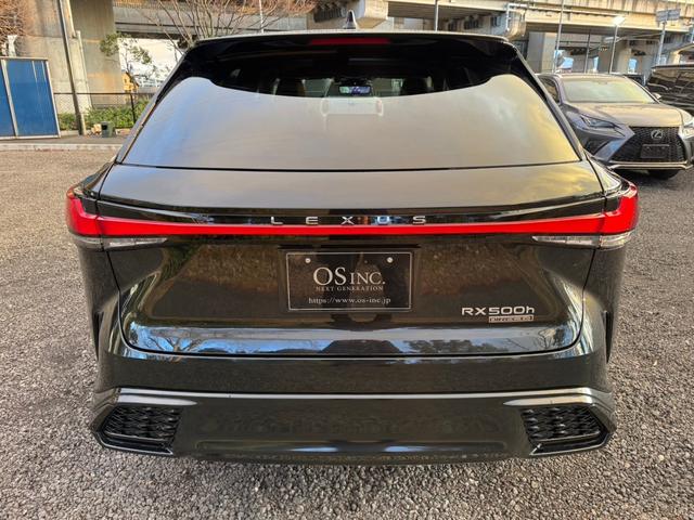 ＲＸ ５００ｈ　Ｆスポーツパフォーマンス　サンルーフ／全周囲カメラ／レーダークルーズコントロール／コーナーセンサー／ＨＵＤ／ハンドルヒーター／シートヒーター・エアコン／デジタルインナーミラー／ＥＴＣ／Ｂｌｕｅｔｏｏｔｈ／電動リアゲート（32枚目）